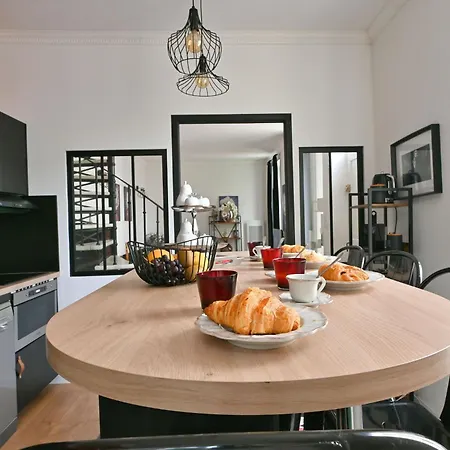 Apartment Le Genova Clim, Wifi, Proche Gare Nîmes