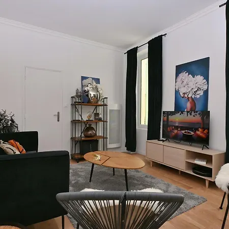 Apartmán Maison Climatisee Gare A 10 Min, Ideale Familles Maisoncarreeconciergerie