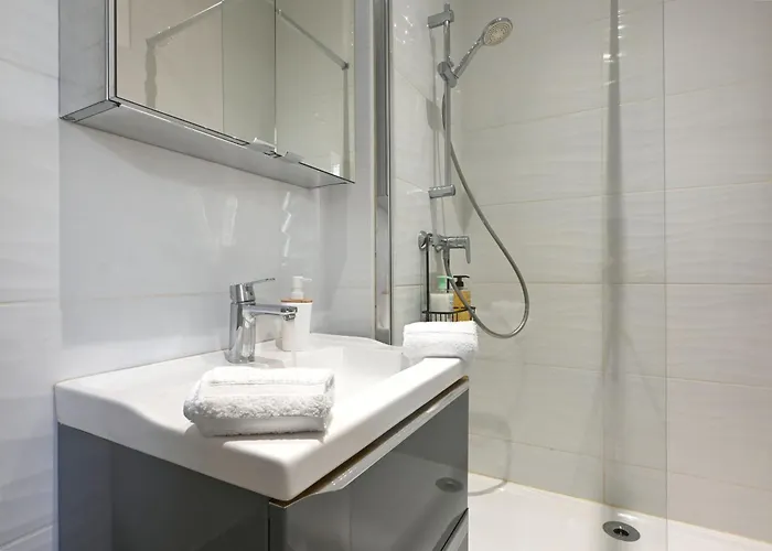 Le Genova Clim, Wifi, Proche Gare דירה נים